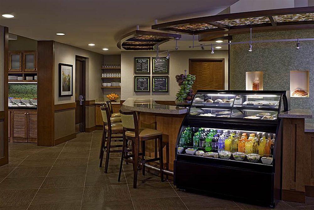 Hyatt Place Dallas/Плейно Ресторан фото